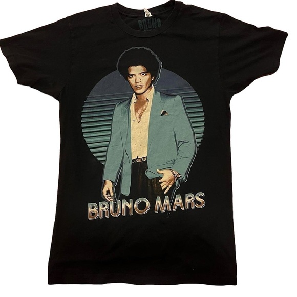 Bruno Mars concert shirt from his 2013 The Moonshine Jungle Tour. #brunomars - Picture 1 of 5